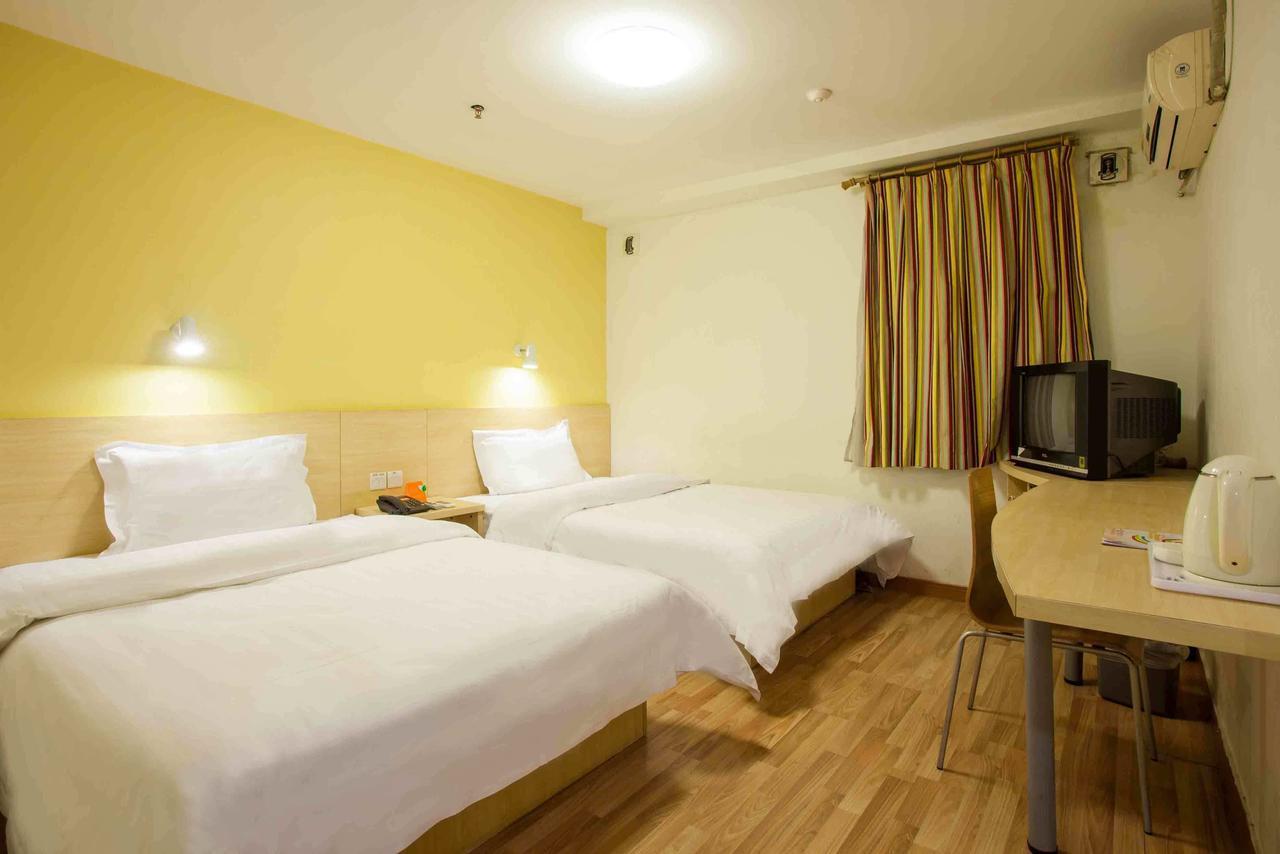 7Days Inn Beijing Xuanwumen Niujie Street Exteriör bild